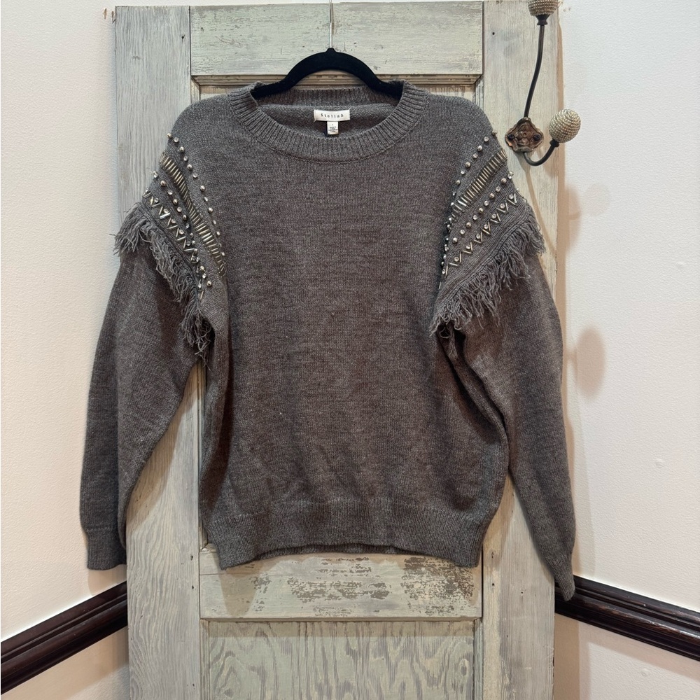 Stellah Gray Sweater with beading and fringe size Large NWT